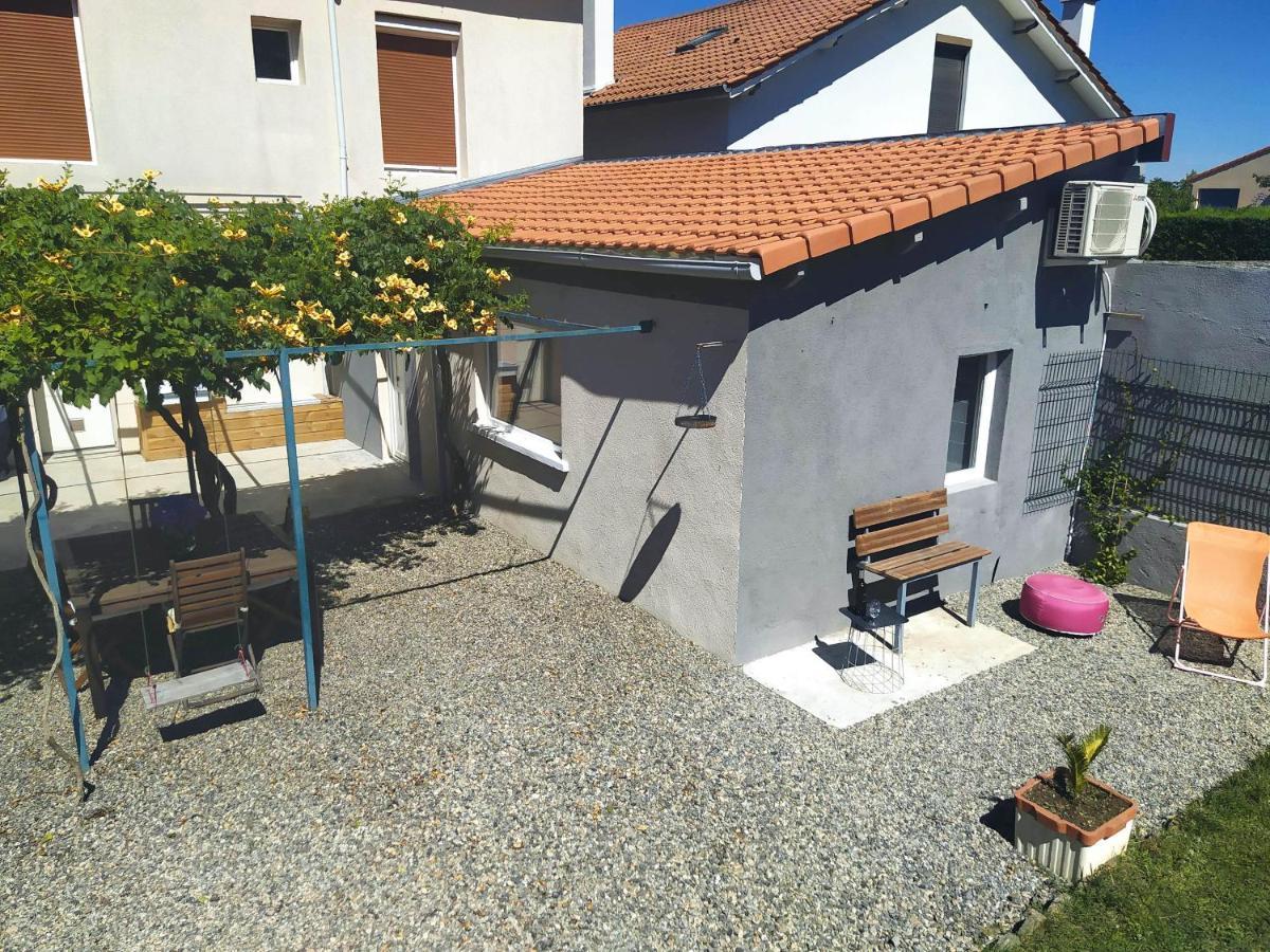 Studio 26 Vic-le-Comte Zewnętrze zdjęcie