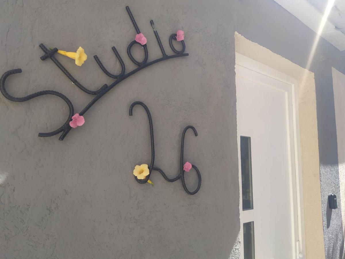 Studio 26 Vic-le-Comte Zewnętrze zdjęcie