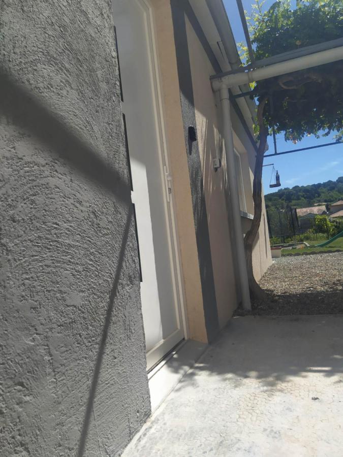 Studio 26 Vic-le-Comte Zewnętrze zdjęcie